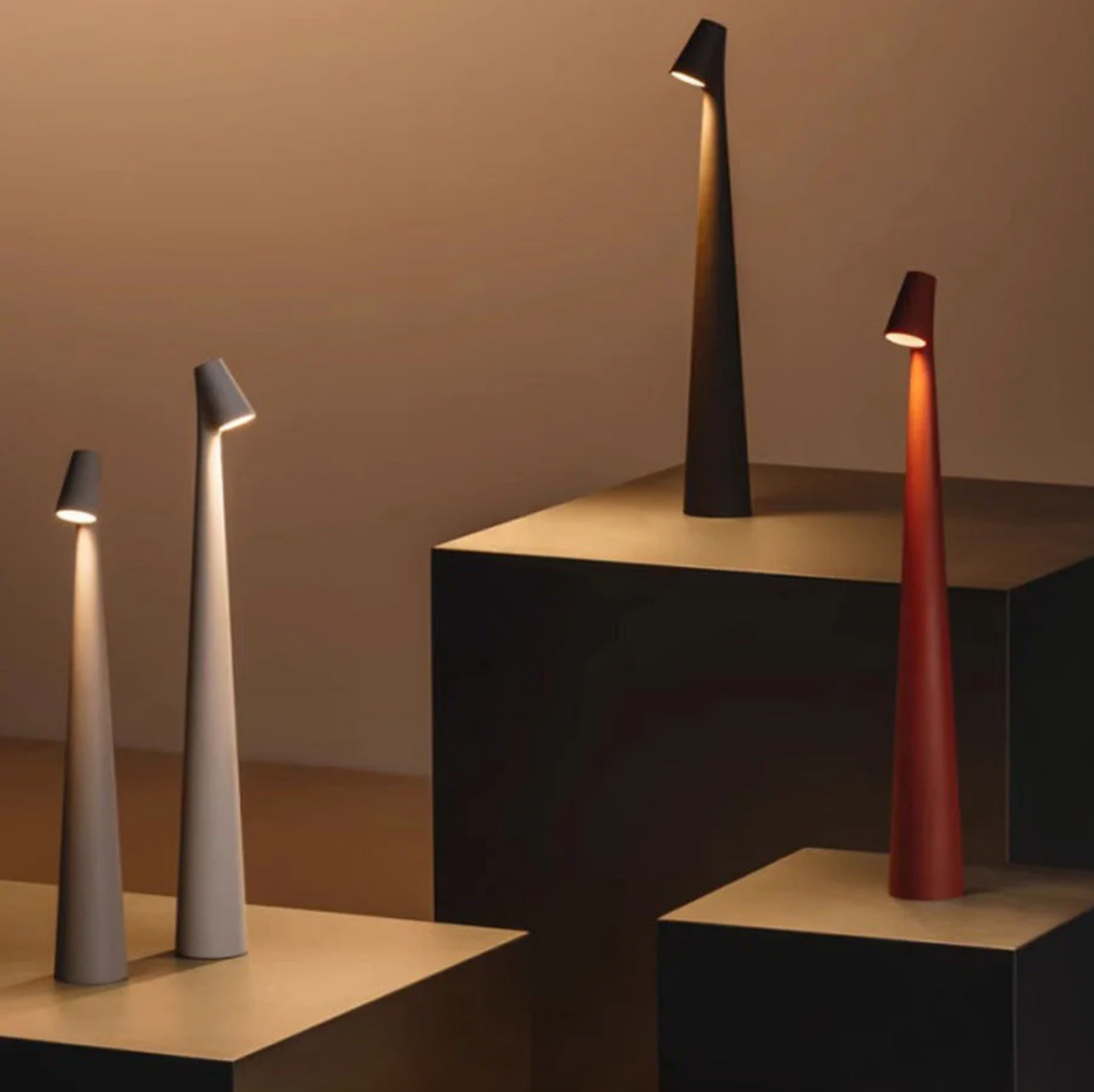Bezprzewodowa aluminiowa lampa stołowa 35 cm i 45 cm | Akumulatorowa z 3-stopniowym ściemniaczem dotykowym | Ładowanie U