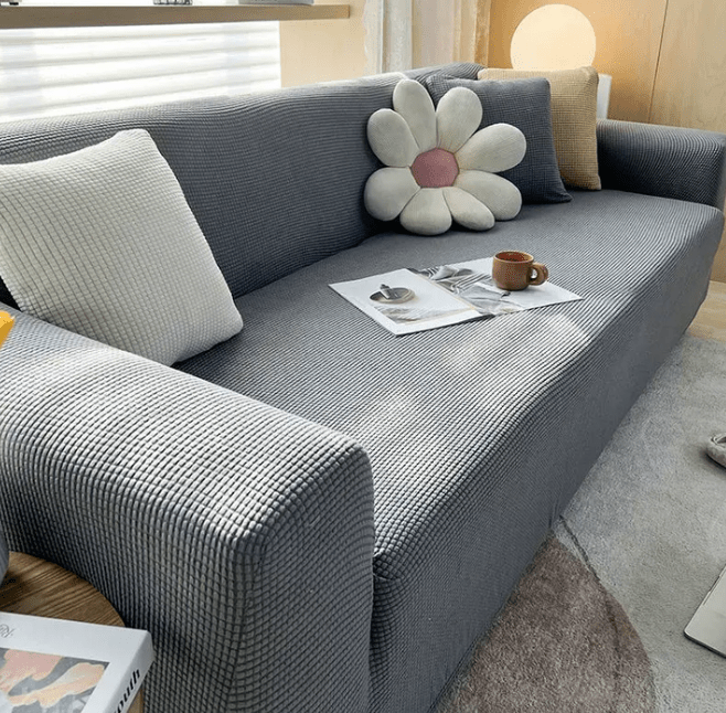 COUCHWRAP – pokrowiec na sofę antypoślizgowy i wygodny
