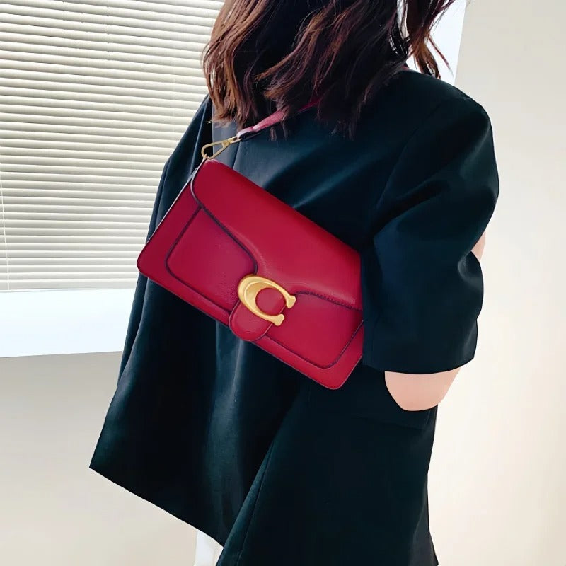 Elegancka torebka z dużą przestrzenią do przechowywania