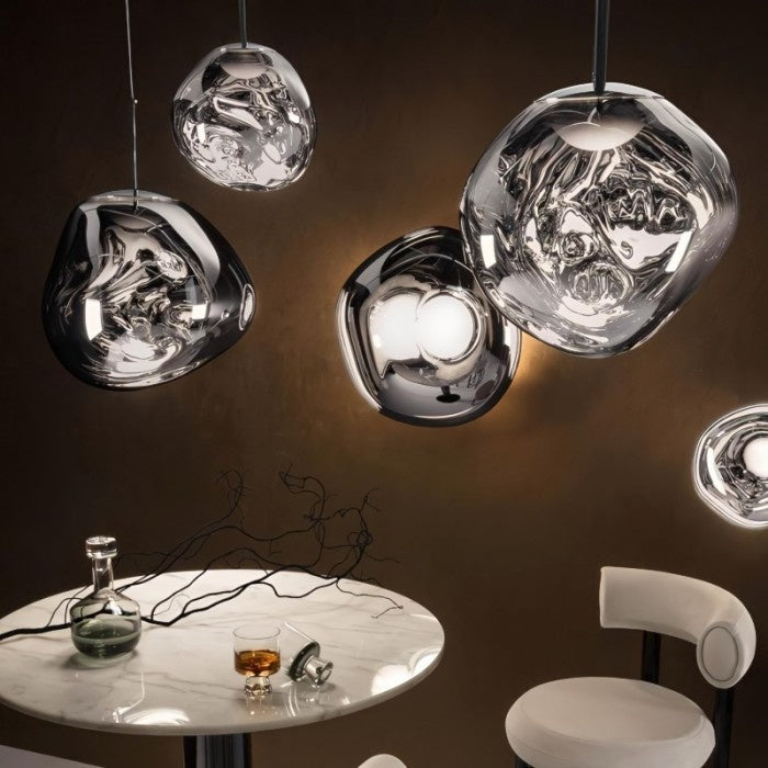 Jessamy – wisząca lampa kula z akrylu z lustrzanym wykończeniem do jadalni i kuchni