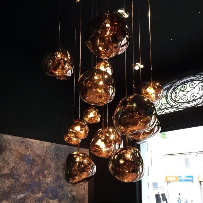 Jessamy – wisząca lampa kula z akrylu z lustrzanym wykończeniem do jadalni i kuchni
