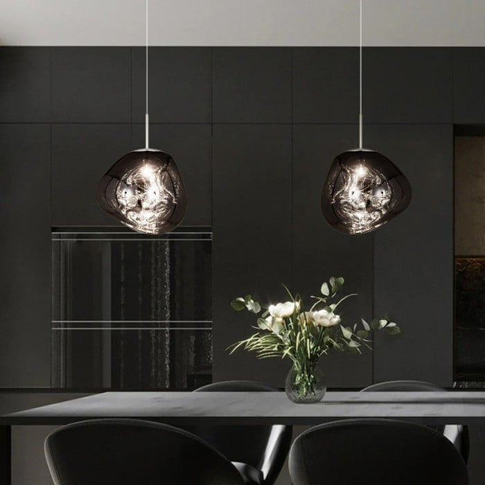 Jessamy – wisząca lampa kula z akrylu z lustrzanym wykończeniem do jadalni i kuchni