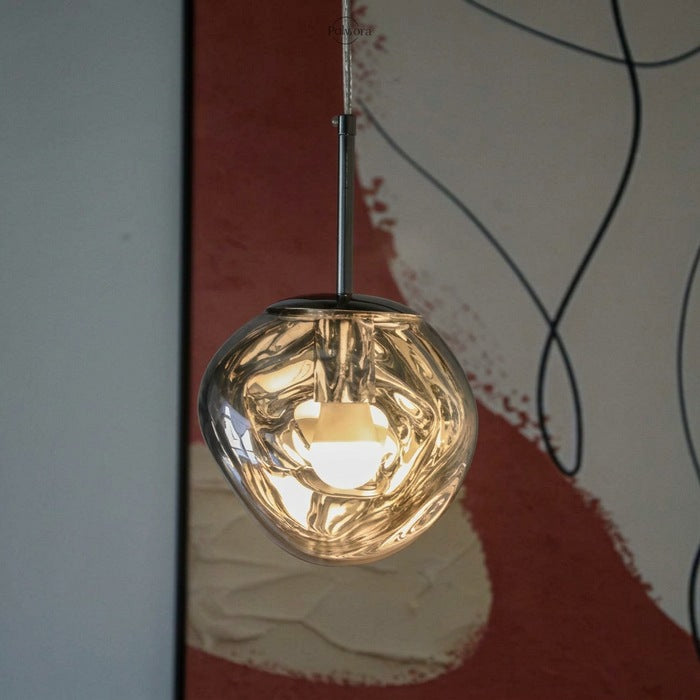 Jessamy – wisząca lampa kula z akrylu z lustrzanym wykończeniem do jadalni i kuchni