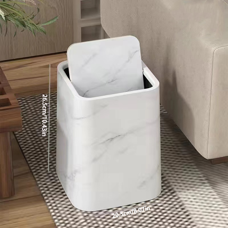 Kosz na śmieci z marmurowym wzorem – elegancka obrotowa pokrywa