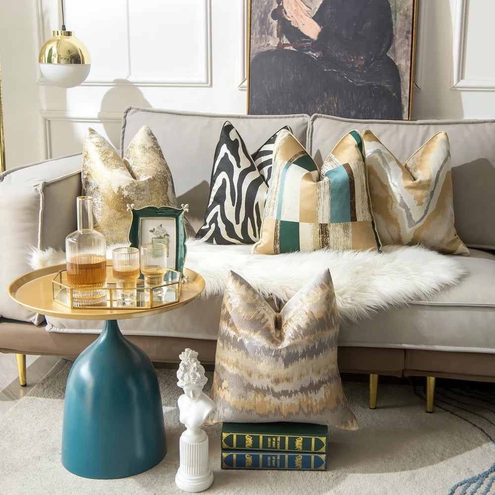 Luksusowa poszewka na poduszkę Auric Gilded