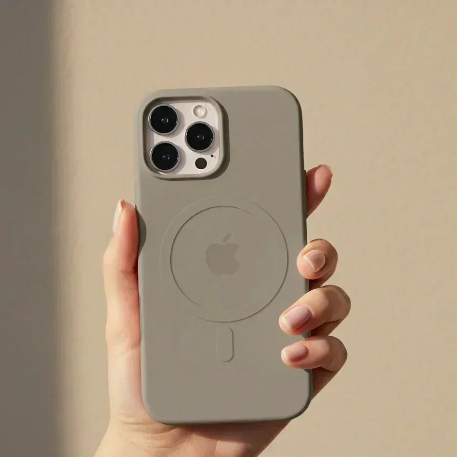 Magnetyczne silikonowe etui do iPhone'a – miękkie w dotyku i kompatybilne z MagSafe
