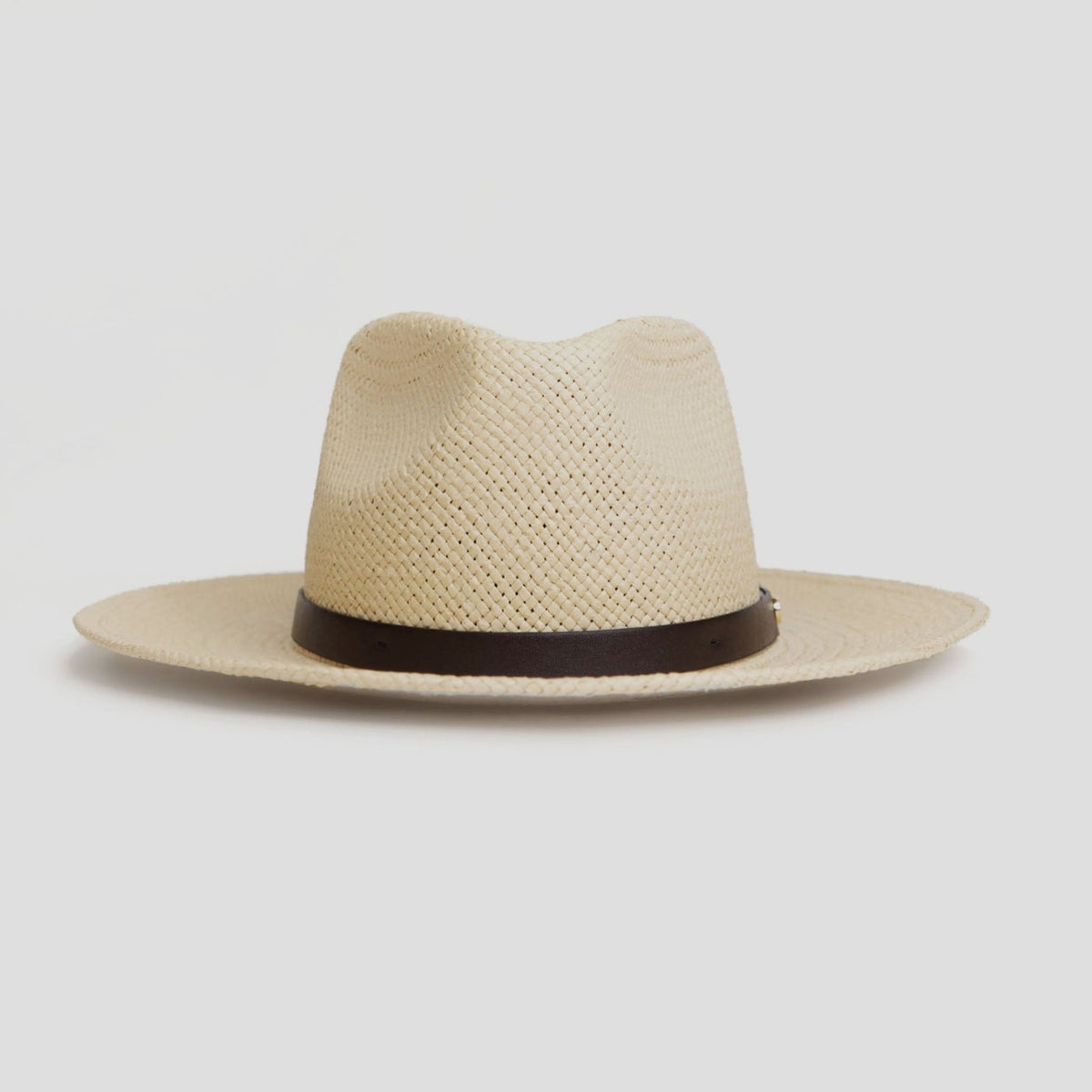 Nowoczesny minimalistyczny słomkowy kapelusz fedora – kawowy