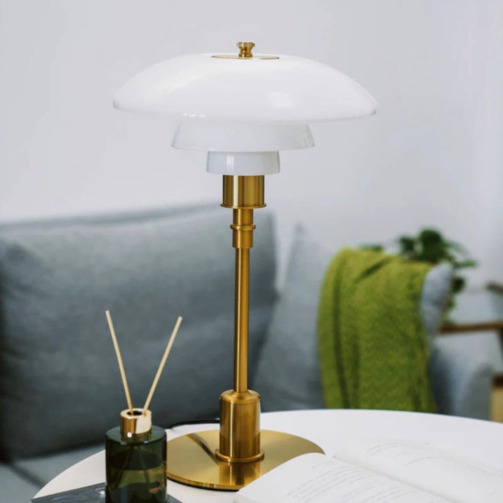 Nordycka lampa stołowa ze szkła z ciepłym światłem