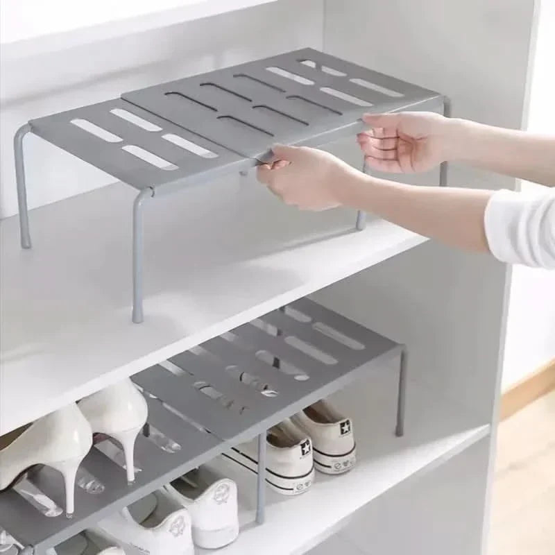 STACKEASE – rozsuwany organizer na buty