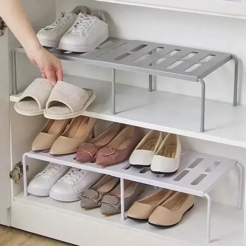 STACKEASE – rozsuwany organizer na buty